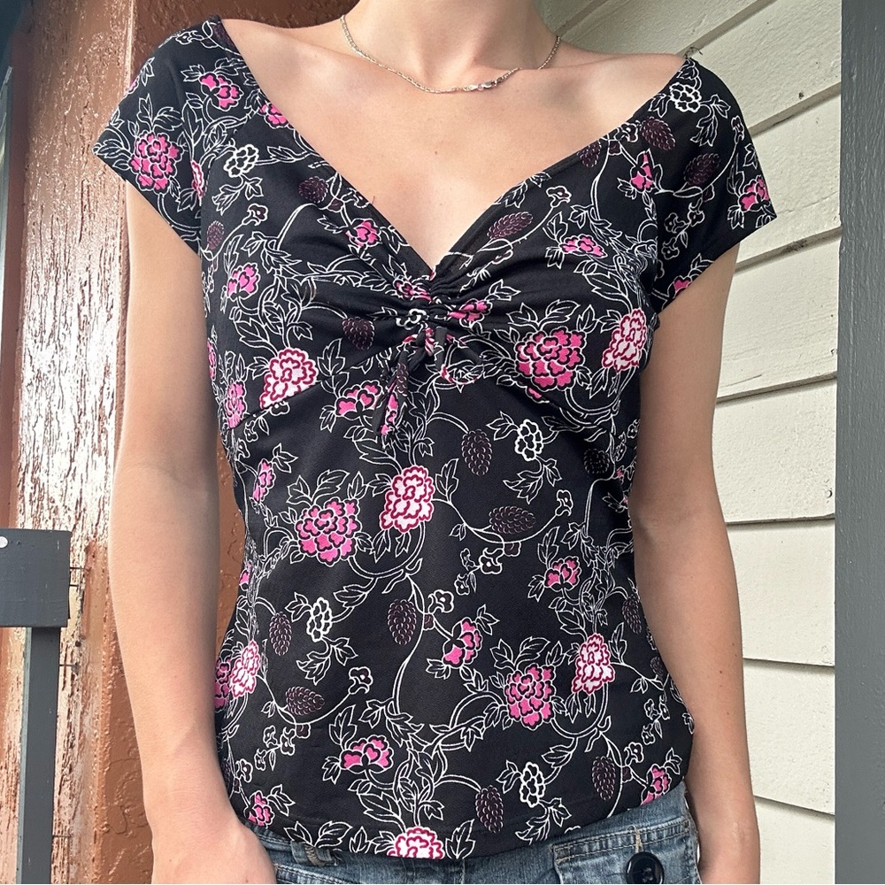 Vintage Y2K Soft Girl Egirl 2000’s Aesthetic Art Model Off Duty Cybergoth Witch